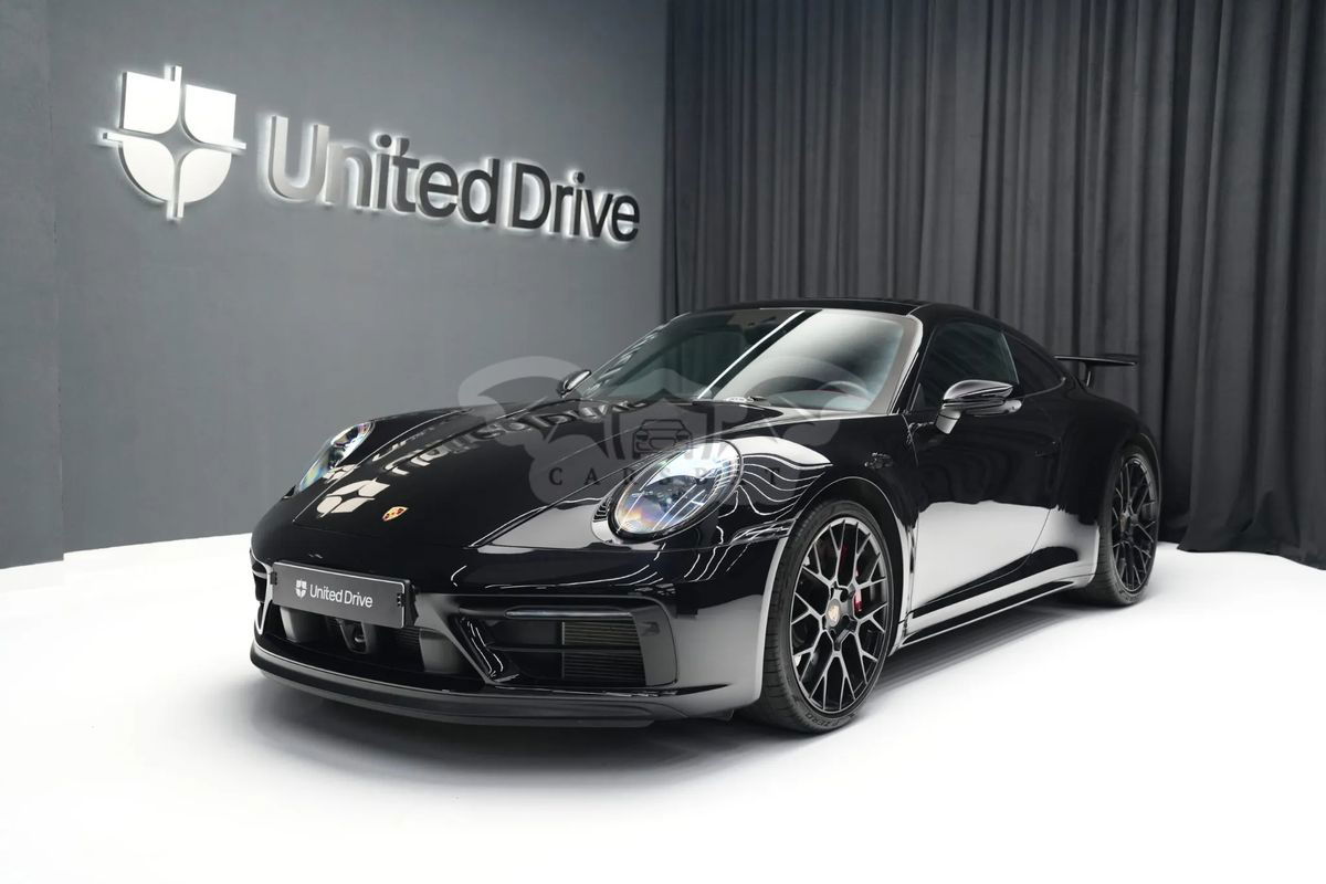 Porsche 992 2023