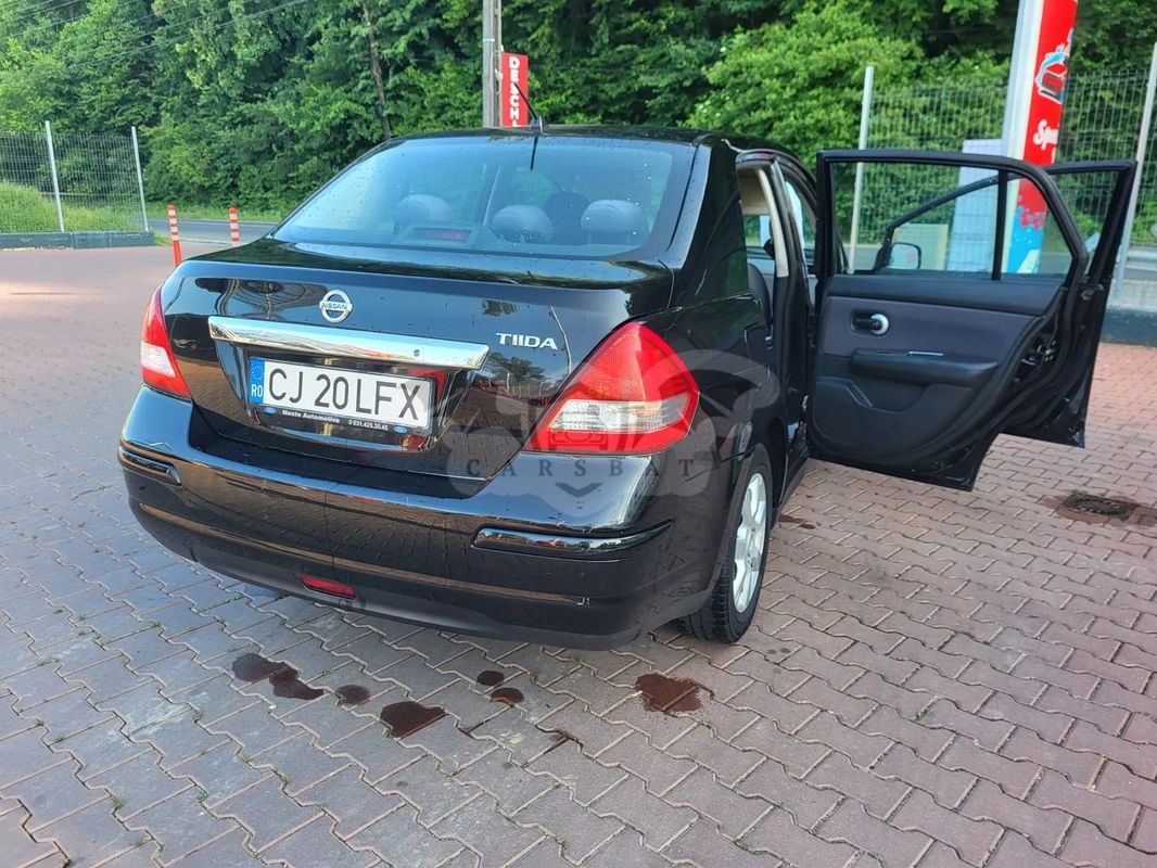 Nissan Tiida 2007