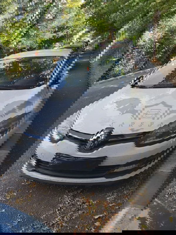 Renault R 4 2015