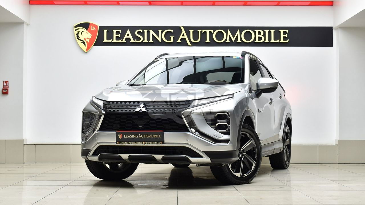 Mitsubishi Eclipse Cross Plug-In Hybrid 4WD Plus 2022