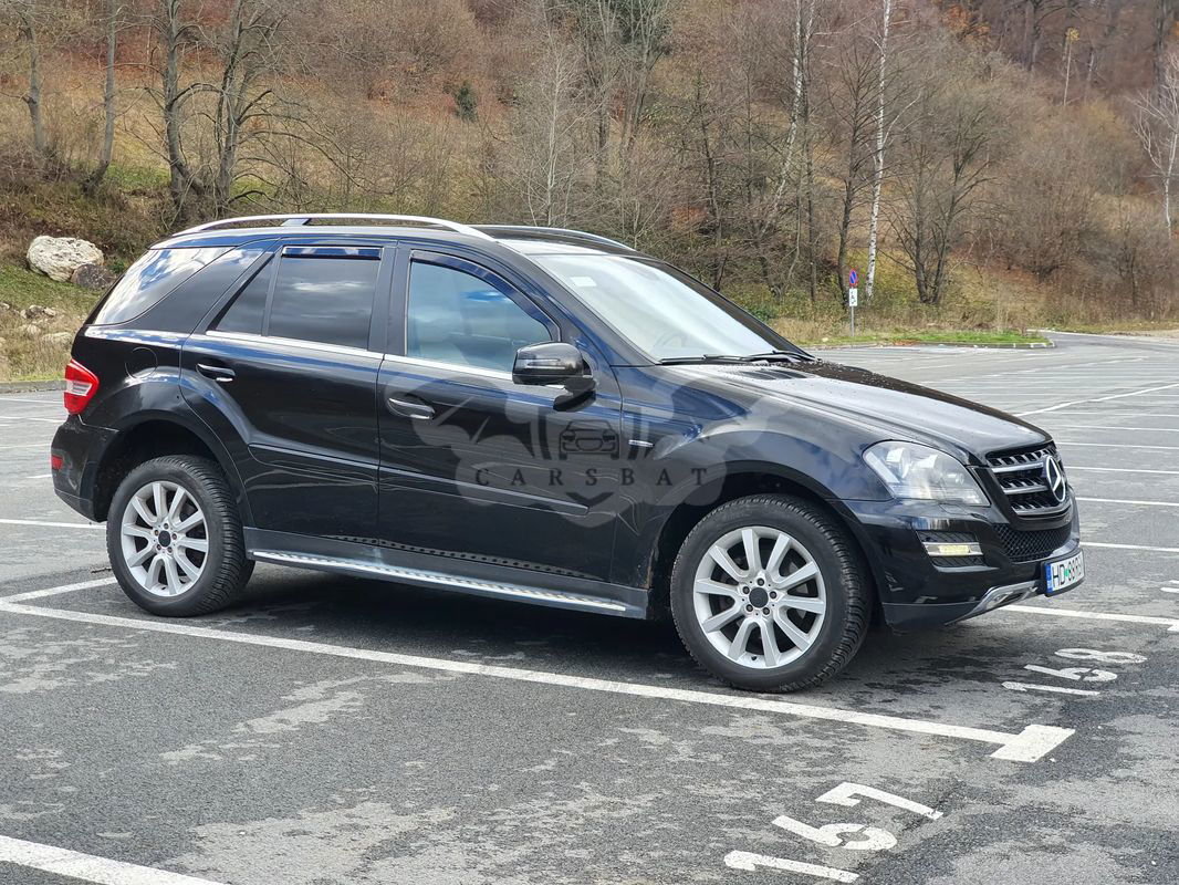 Mercedes-Benz ML W164 [2005 - 2011] 300 CDI BlueEfficiency Aut 2011