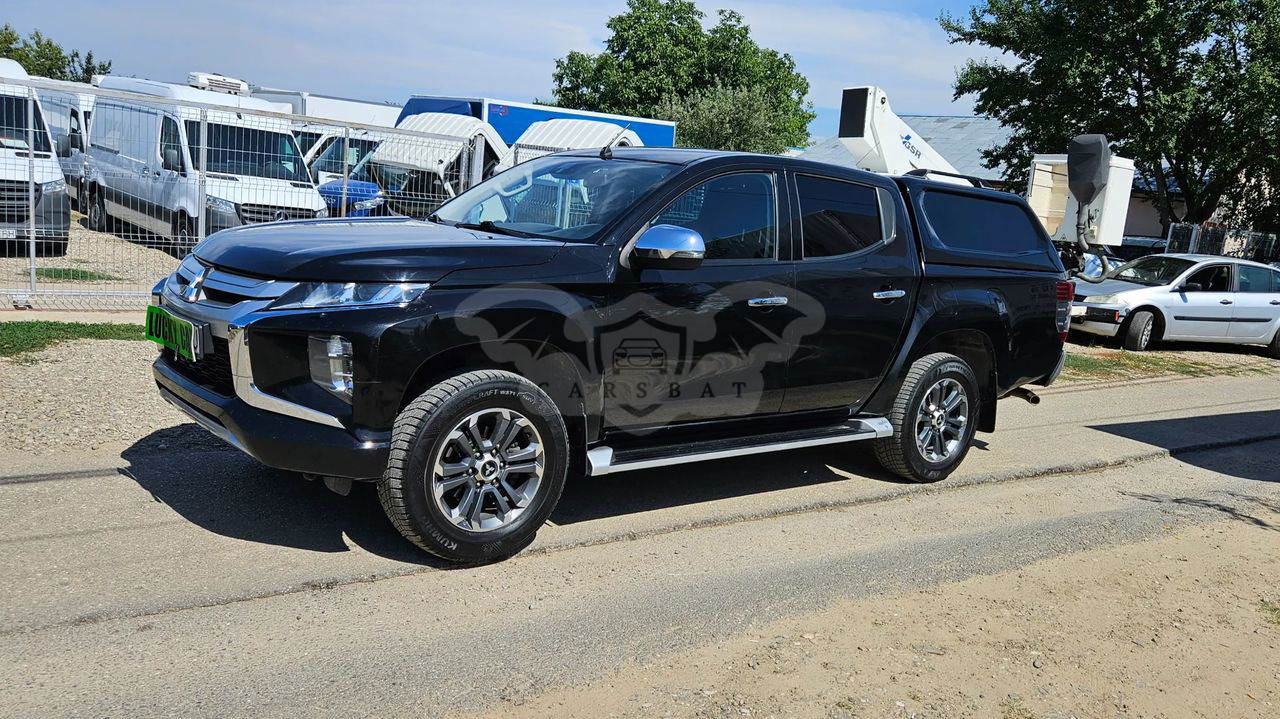 Mitsubishi L200 Double Cab 2.2 DI-D A/T Intense 2020