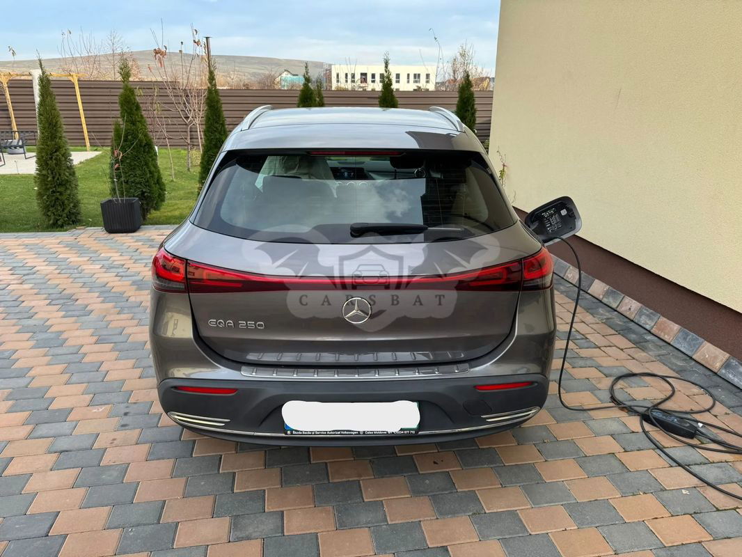 Mercedes-Benz EQA 250 2023