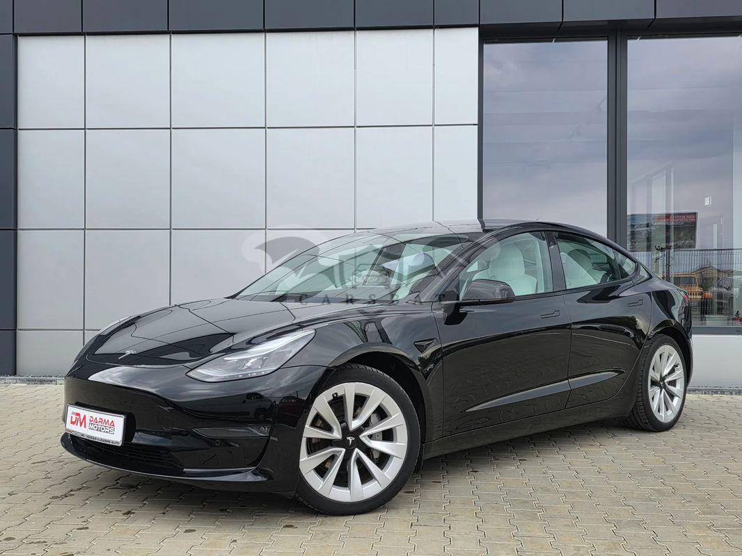 Tesla Model 3 Langstreckenbatterie Allradantrieb Dual Motor 2021