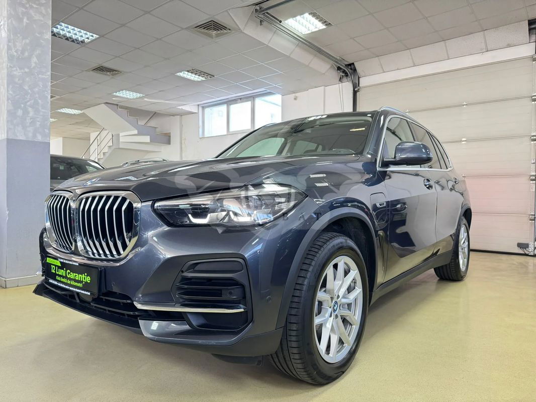 BMW X5 xDrive45e AT PHEV 2022