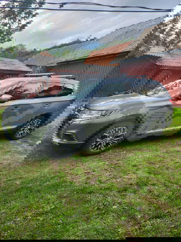 Mitsubishi Outlander III [2012 - 2021] 2016