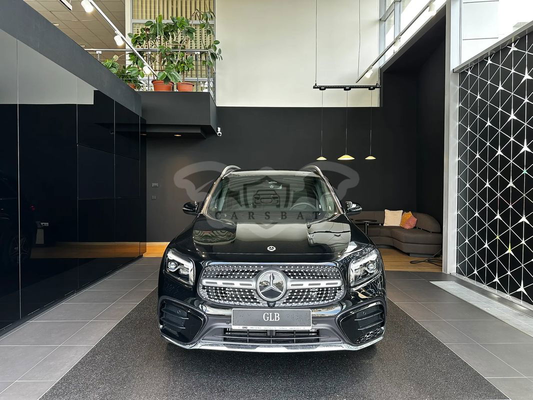 Mercedes-Benz GLB 220 4MATIC MHEV Aut. 2025