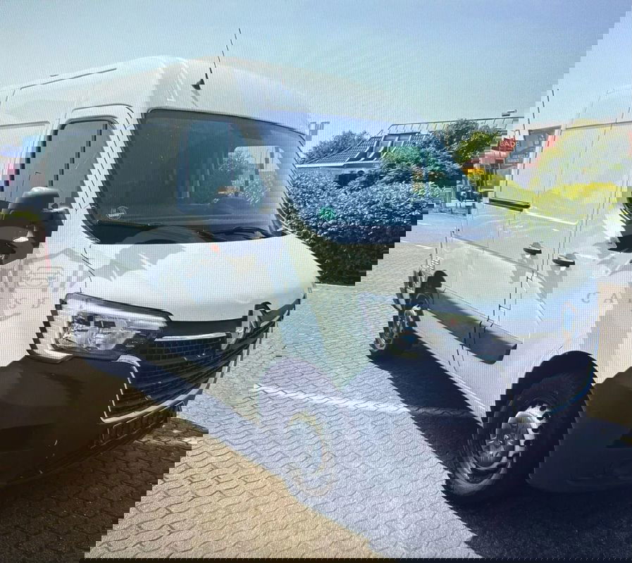 Renault Master 2021