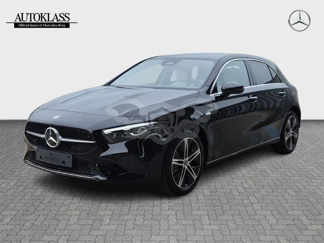 Mercedes-Benz A W177/V177 [ 2018 - Prezent] 250 e Aut. 2025