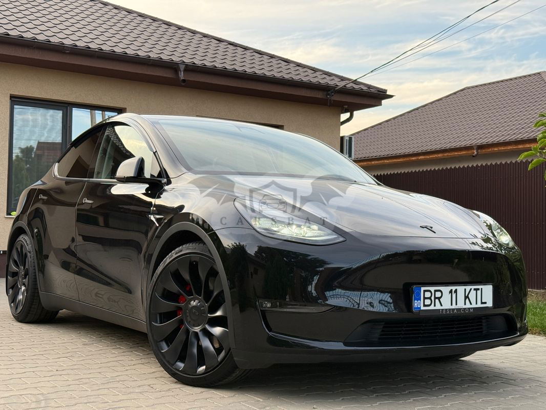 Tesla Model Y AWD Performance 2023