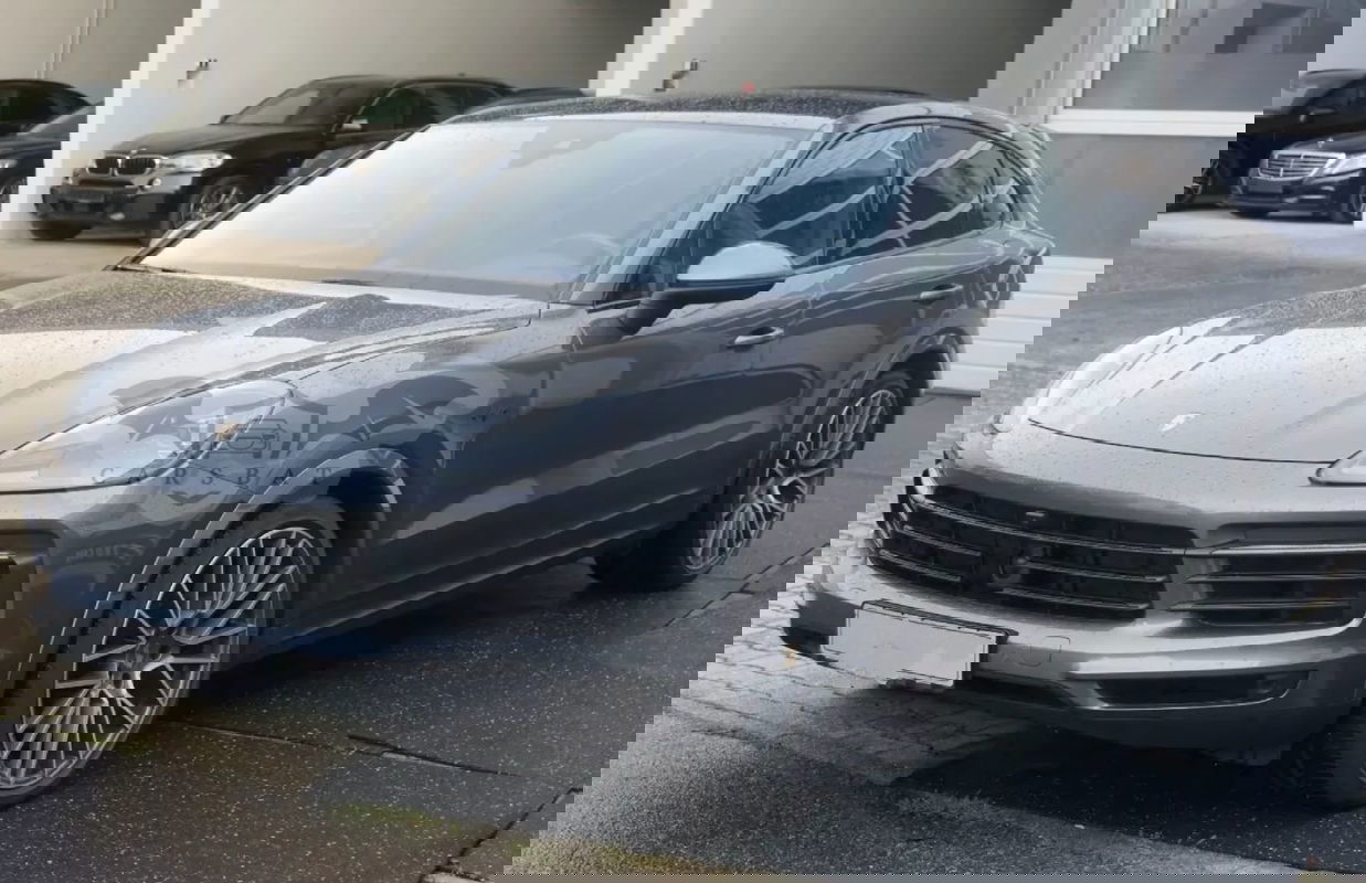 Porsche Cayenne 2022