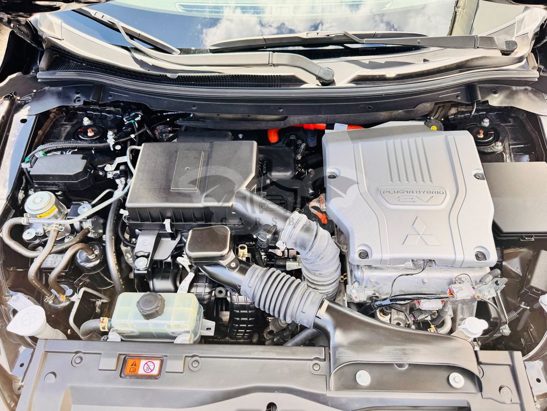 Mitsubishi Eclipse Cross Plug-In Hybrid 4WD Plus Select 2023