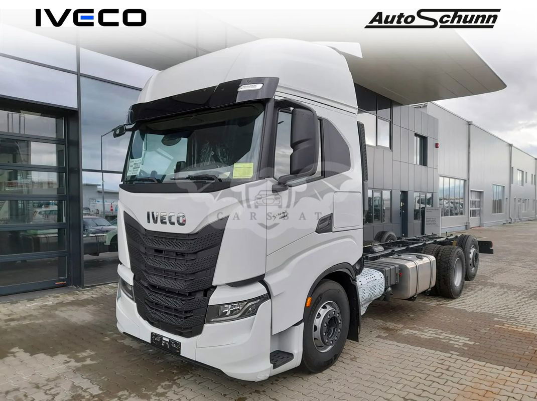Iveco S-Way 2023