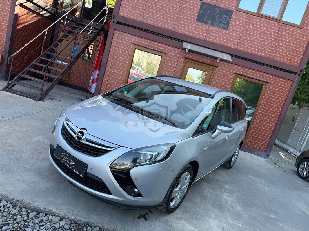 Opel Zafira C [2011 - Prezent Tourer 2.0 CDTI ecoFLEX Start/Stop Active 2013