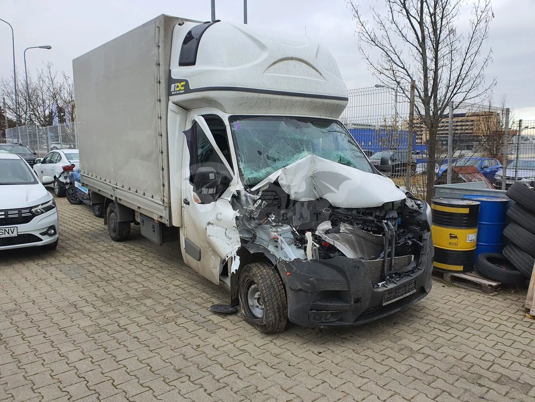 Renault Master 2.3 Blue dCi 130 TT Sasiu CD 3,5t L4 RWD RJ 2023