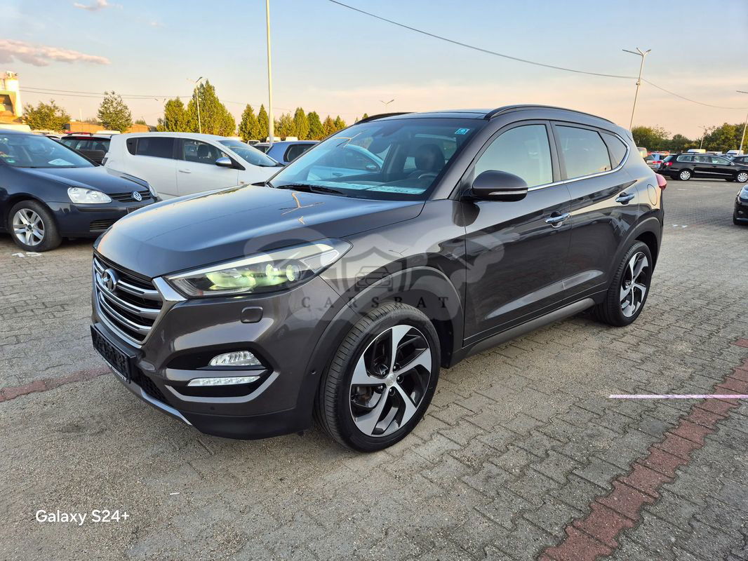 Hyundai Tucson III [2015 - 2020] 2.0 CRDI 4WD 6AT Luxury Pack+ 2015
