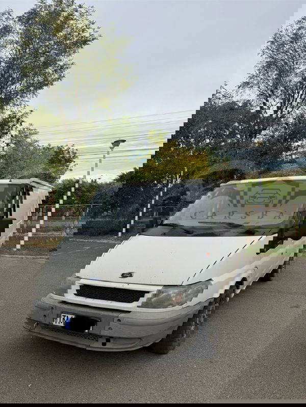 Ford Transit 2004