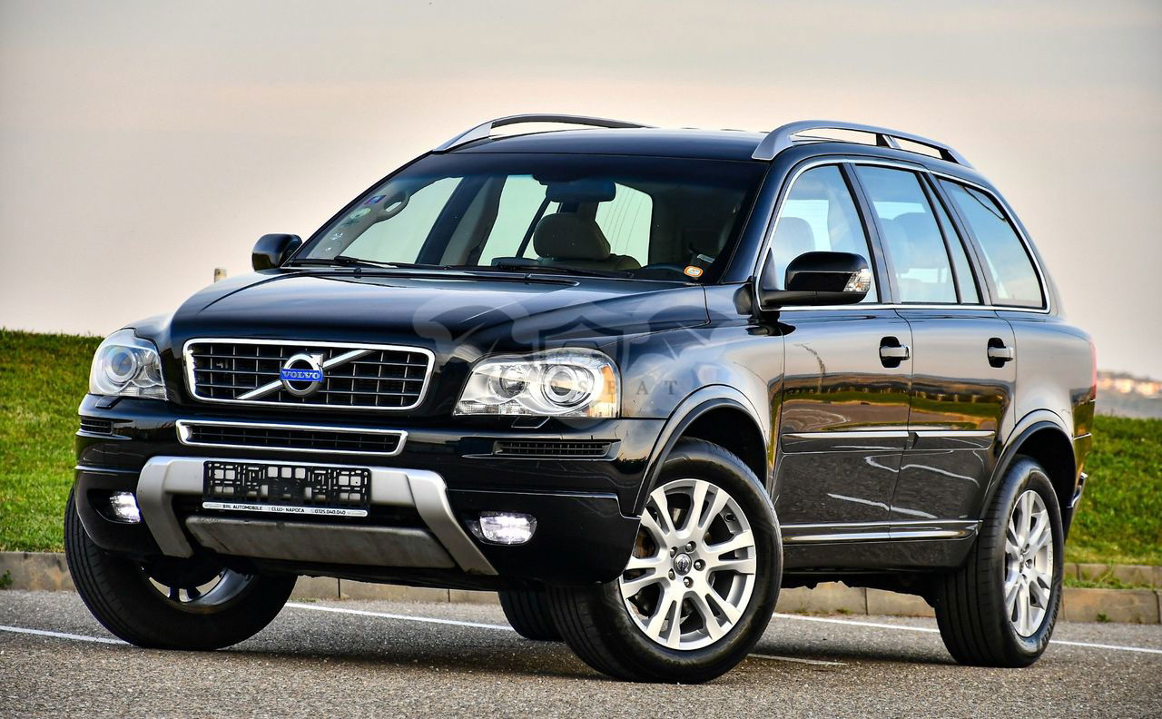 Volvo XC90 D5 AWD Geartronic Momentum 2013