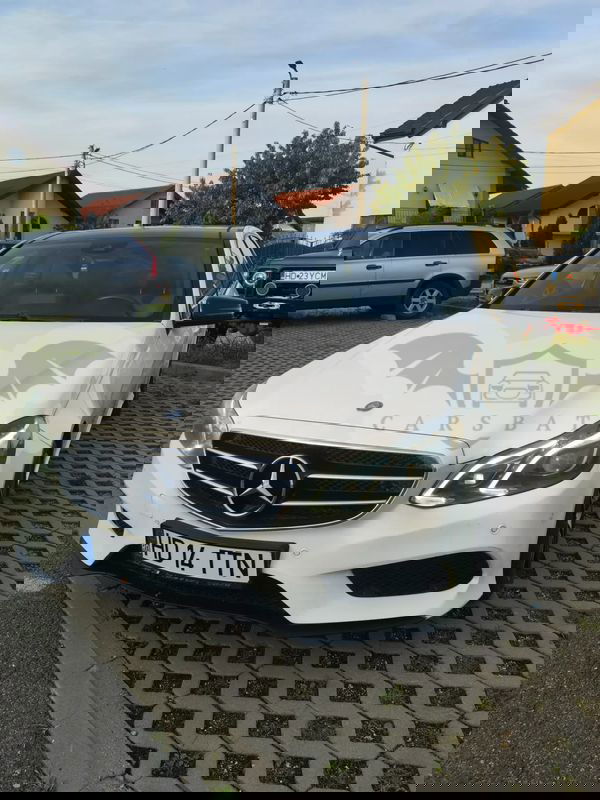 Mercedes-Benz E W212 [2009 - 2016] 220 BlueTEC 9G-TRONIC Elegance 2015