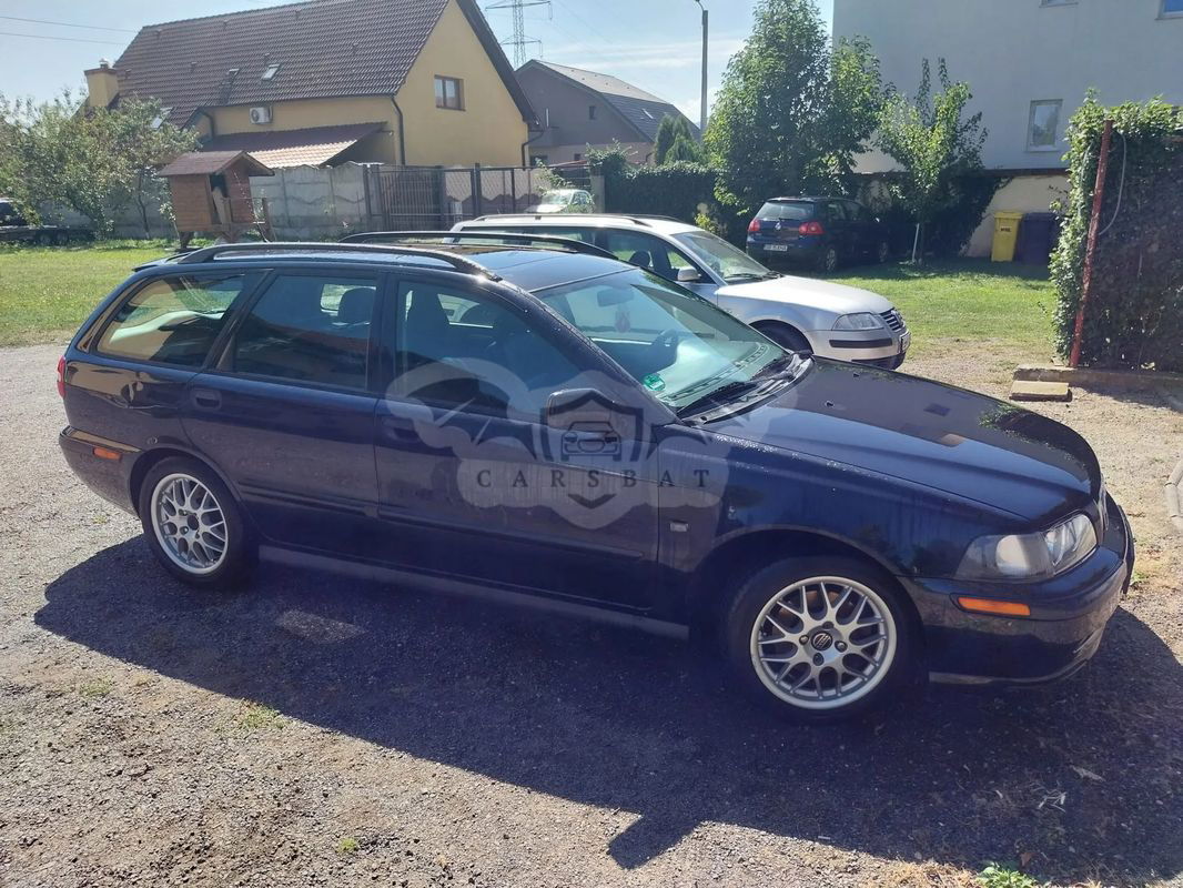 Volvo V40 I [1995 - 2004] 2.0T Classic Limited Edition Comfort 2003