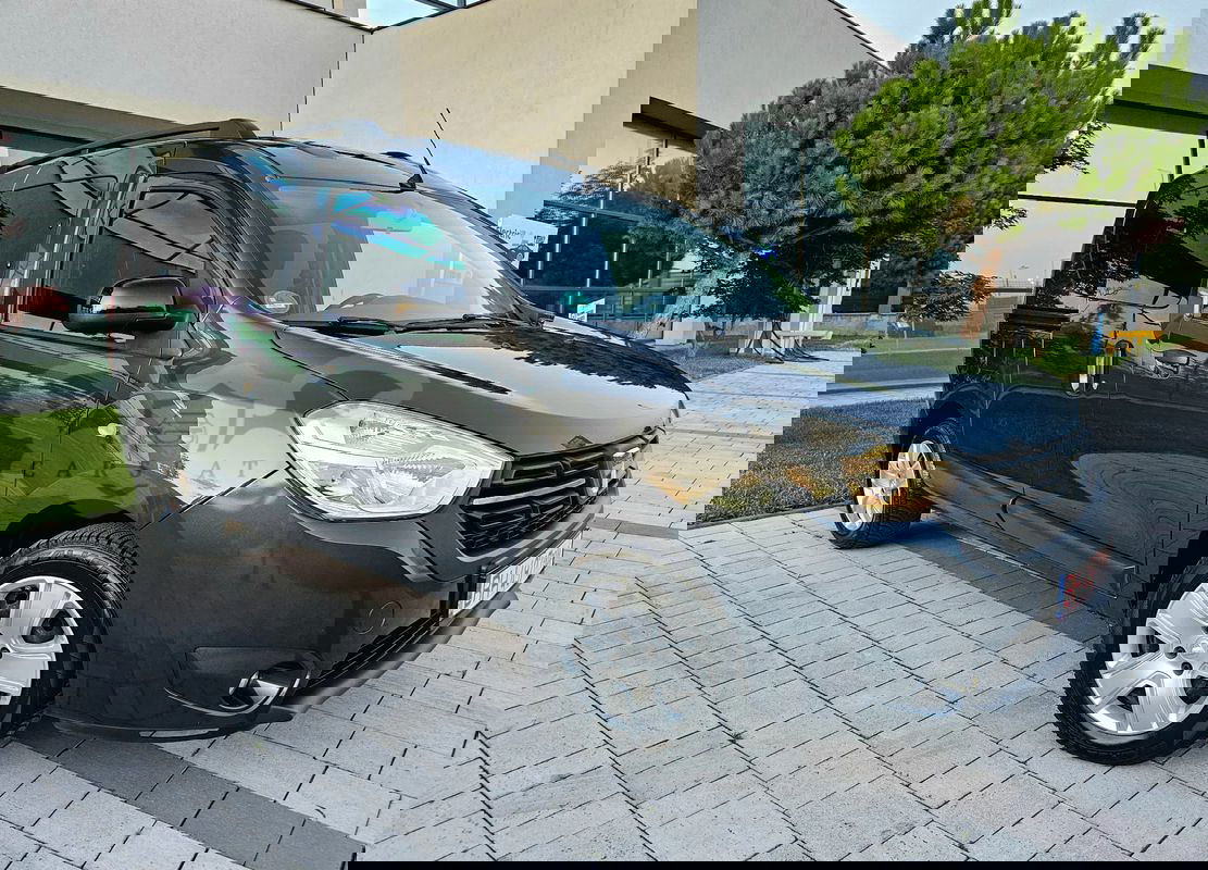 Dacia Dokker SCe 100 Celebration 2019