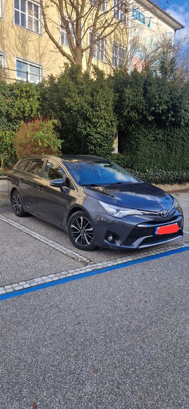 Toyota Avensis III [2009 - 2018] Touring Sports 1.8 Edition S+ 2018