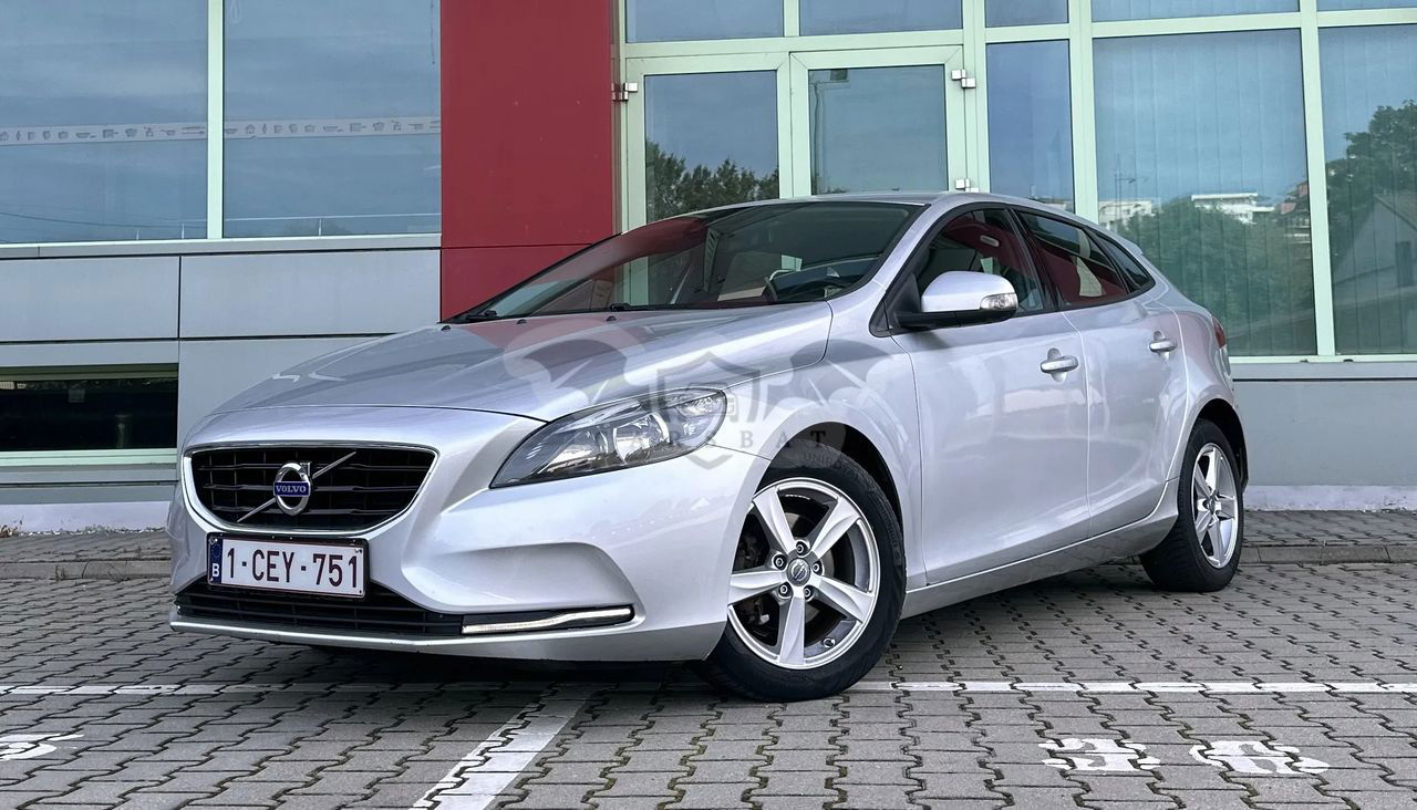 Volvo V40 2017