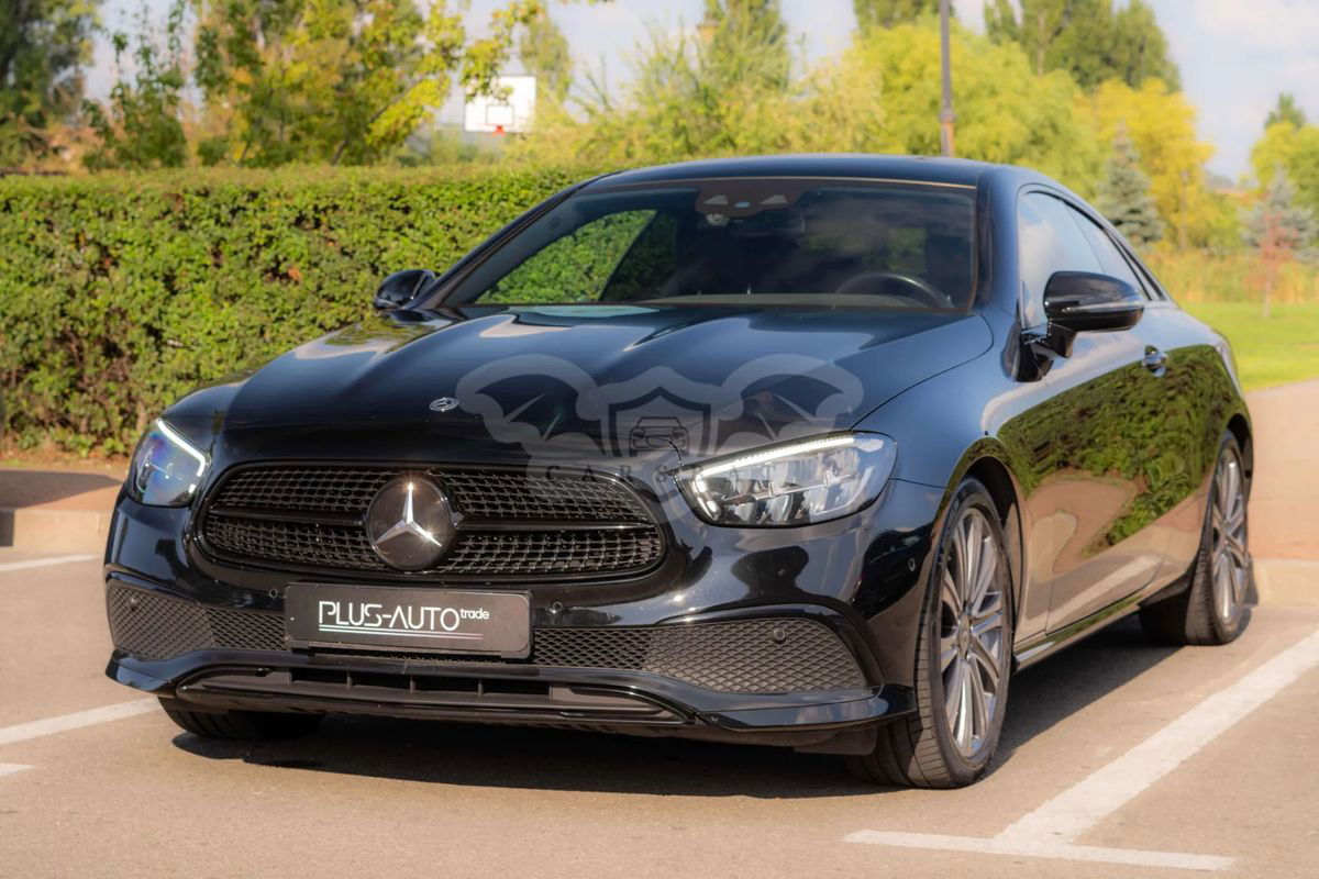 Mercedes-Benz E W213 [2016 - 2023] 220 d 4MATIC Coupe Aut. 2020