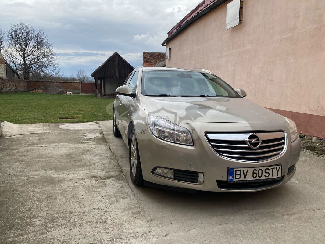 Opel Insignia 2.0 CDTI Sports Tourer Automatik 2010