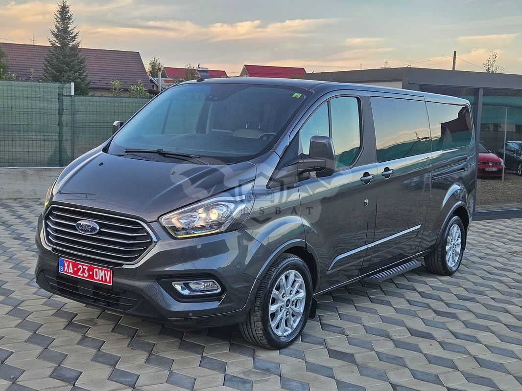 Ford Tourneo Bus 320 2.0 EcoBlue 130 CP L2H1 Titanium 2019