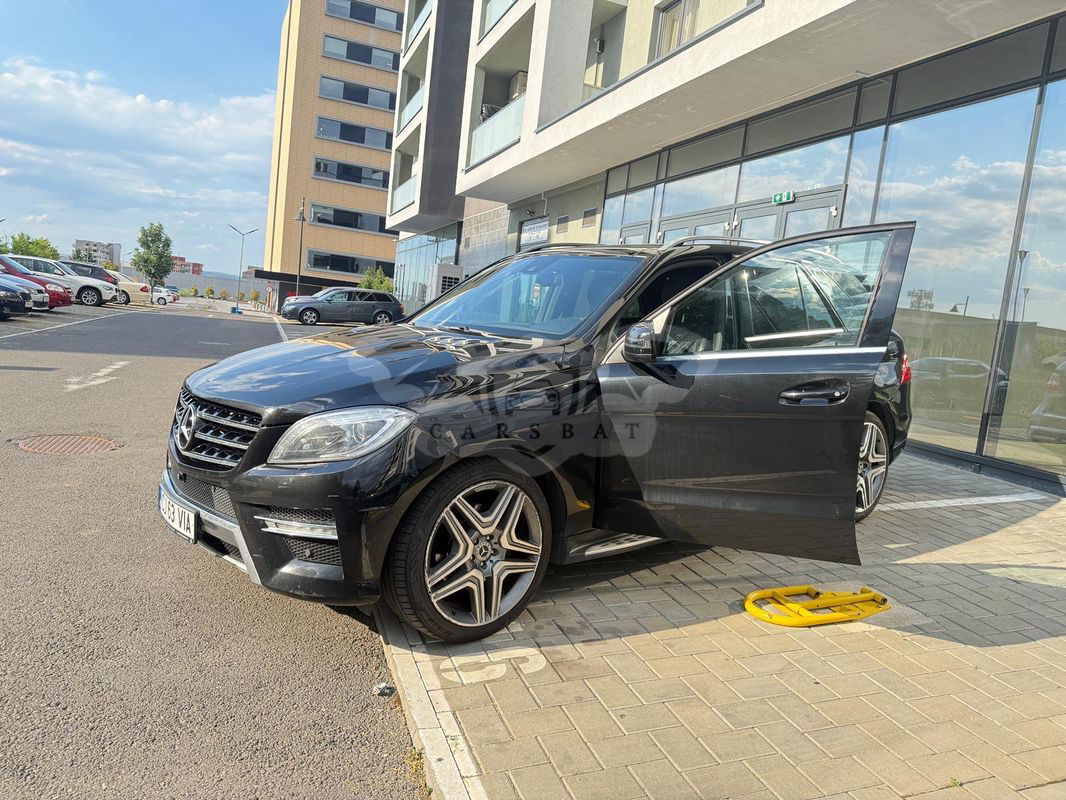Mercedes-Benz ML W166 [2011 - 2015] 350 BlueTEC 4MATIC 7G-TRONIC 2013