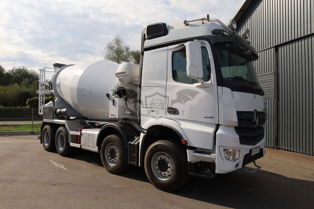Mercedes-Benz Arocs 2017