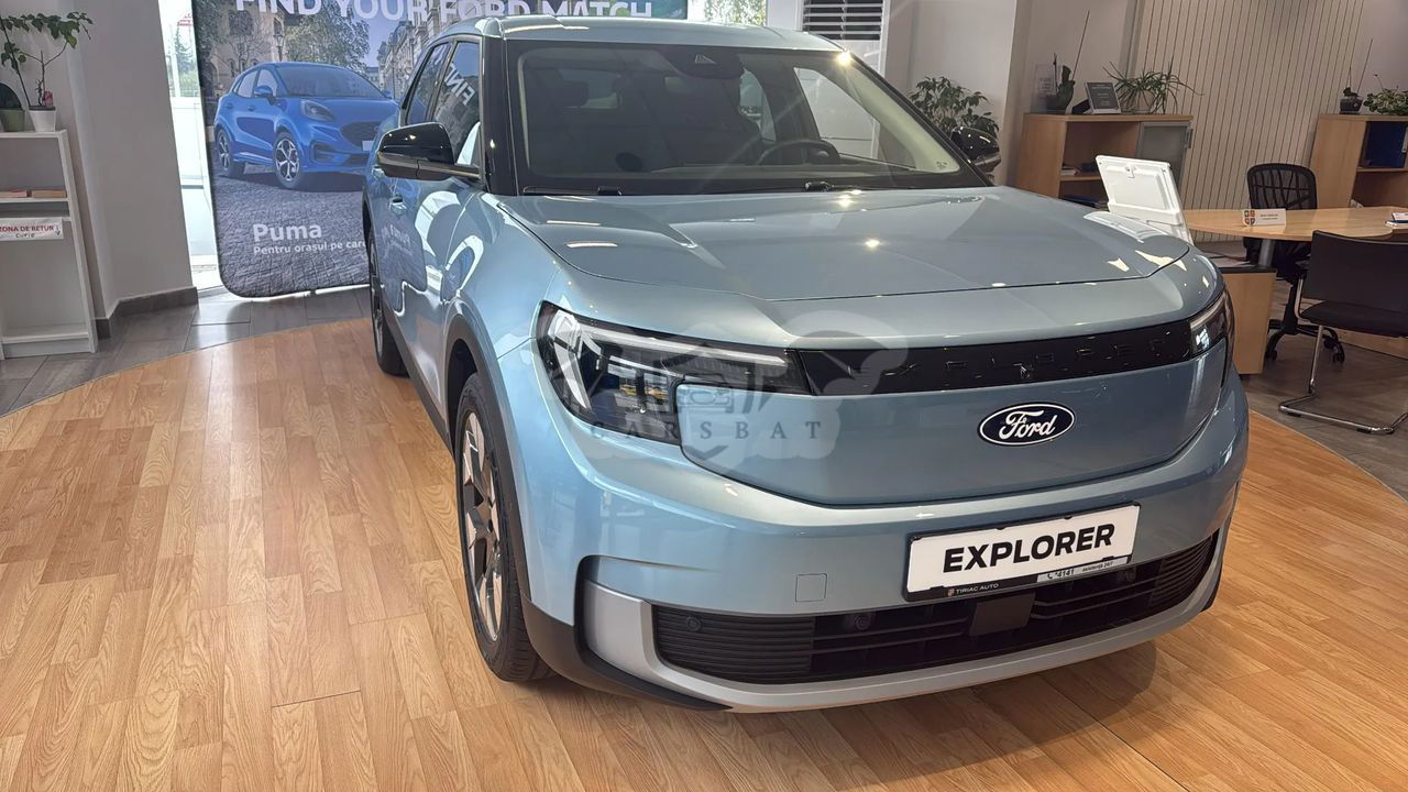 Ford Explorer RWD 77 kWh Extended Range Premium 2025