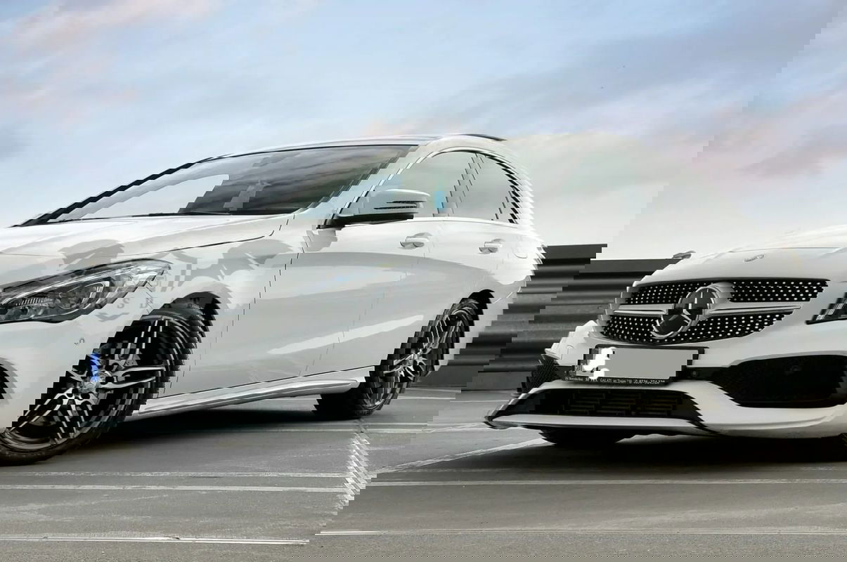 Mercedes-Benz CLA 220 d 4MATIC Aut. 2017