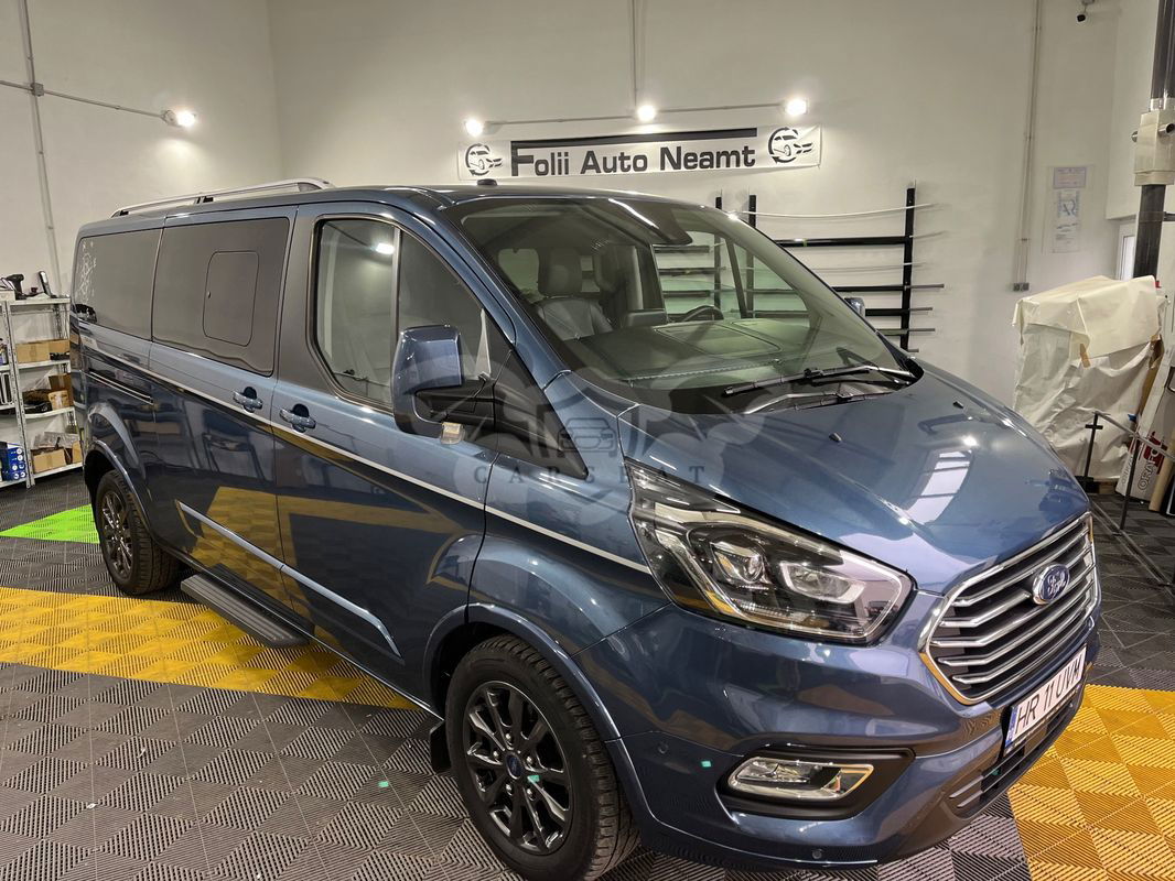Ford Tourneo Bus 320 2.0 EcoBlue 185 CP L2H1 Titanium X Aut. 2021