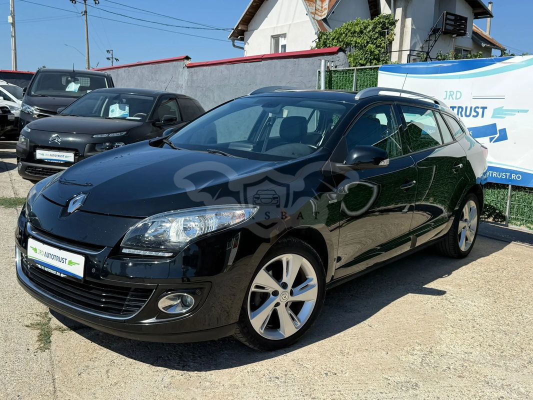 Renault Megane III [2008 - 2016] ENERGY dCi 110 Start & Stop Bose Edition 2012