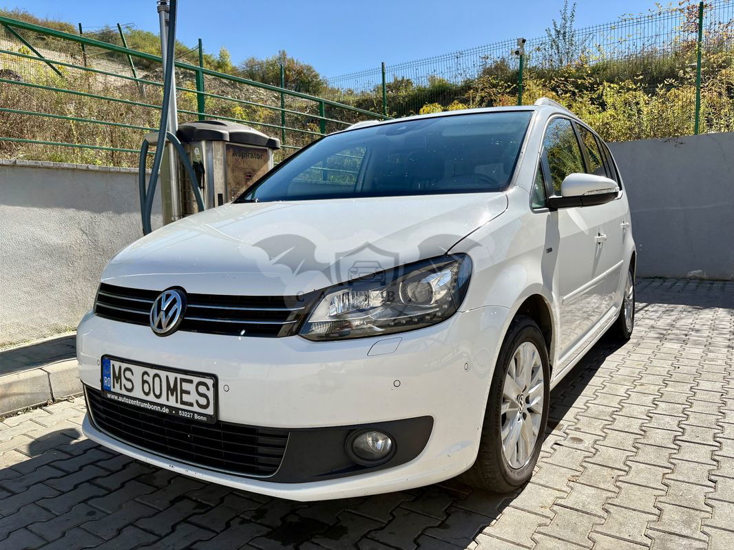 Volkswagen Touran 2.0 TDI Comfortline 2013