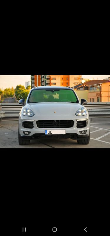 Porsche Cayenne 4.2 L S 2015