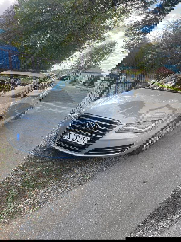Audi A8 2010