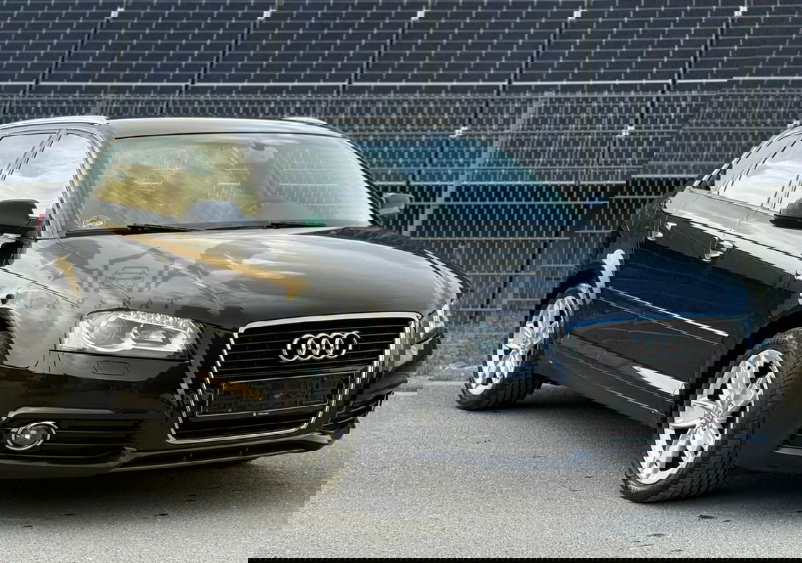 Audi A3 8P [2003 - 2013] 2.0 TDI Sportback DPF S line Sportpaket 2010