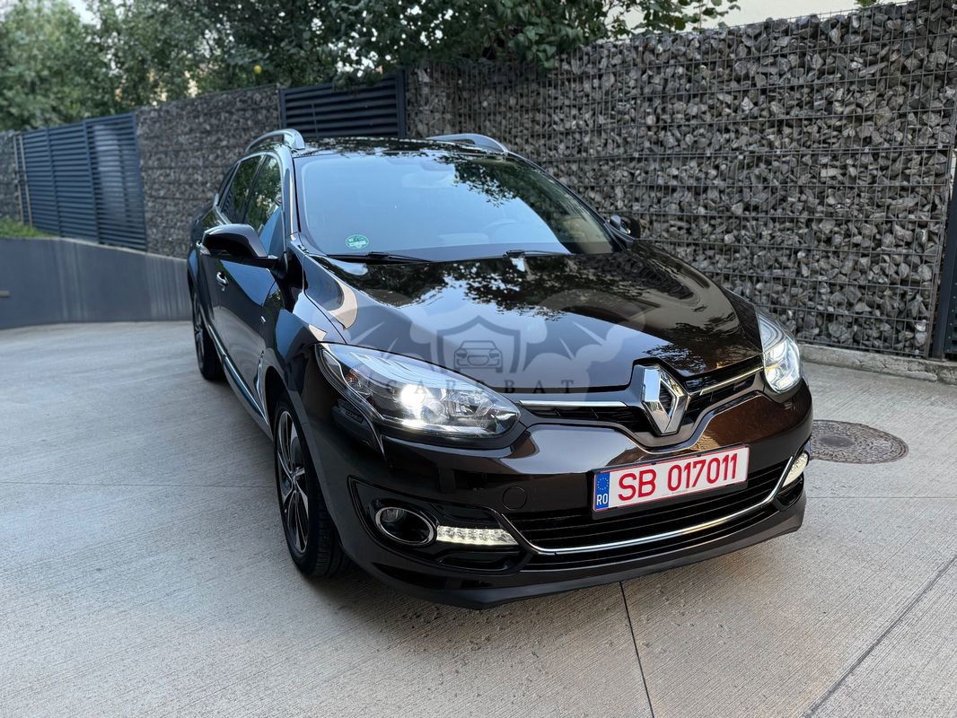 Renault Megane III [2008 - 2016] Grandtour ENERGY TCe 130 BOSE EDITION 2014