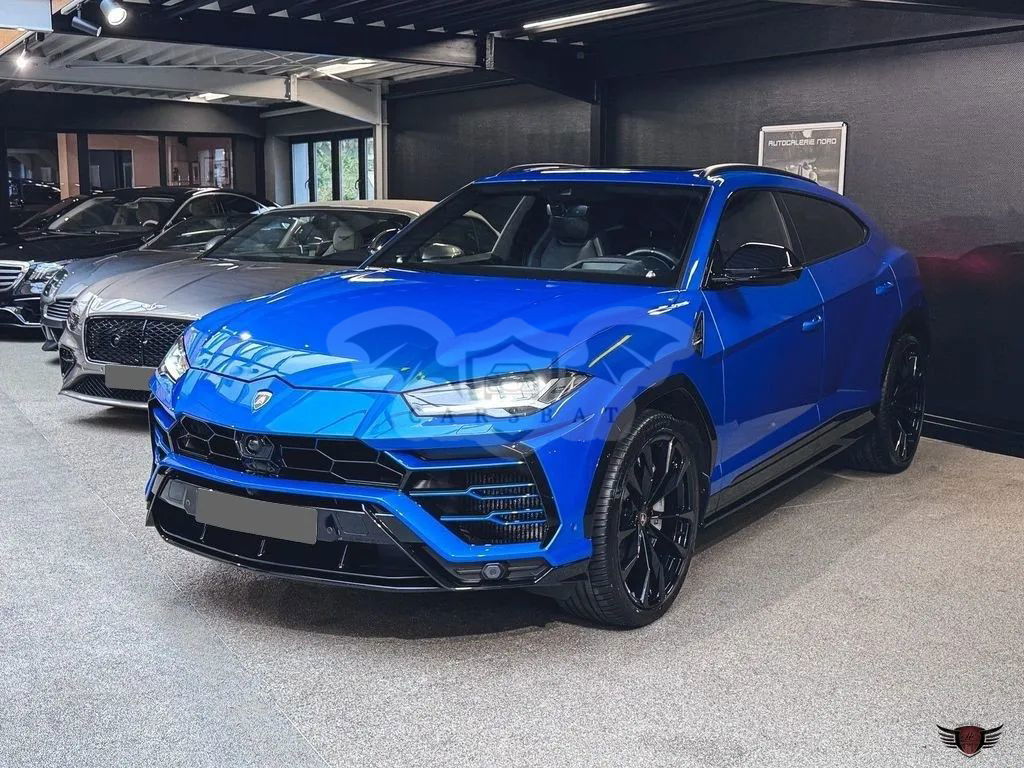 Lamborghini Urus Standard 2021