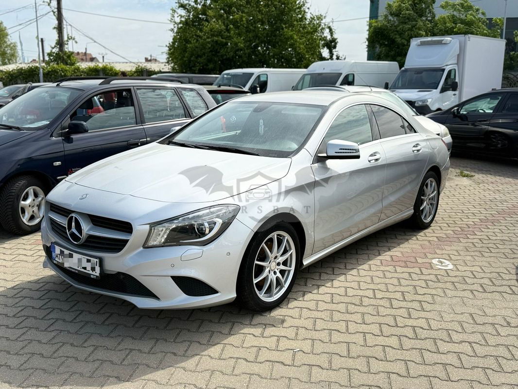 Mercedes-Benz CLA 200 2013