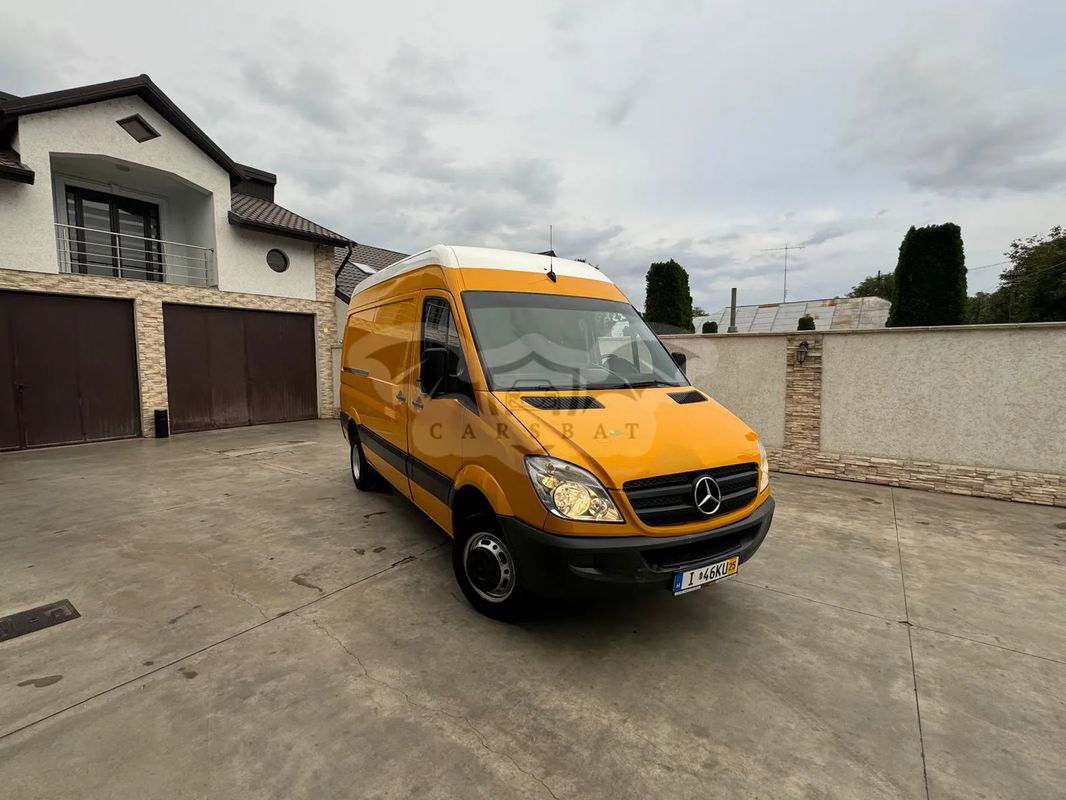 Mercedes-Benz Sprinter 2011