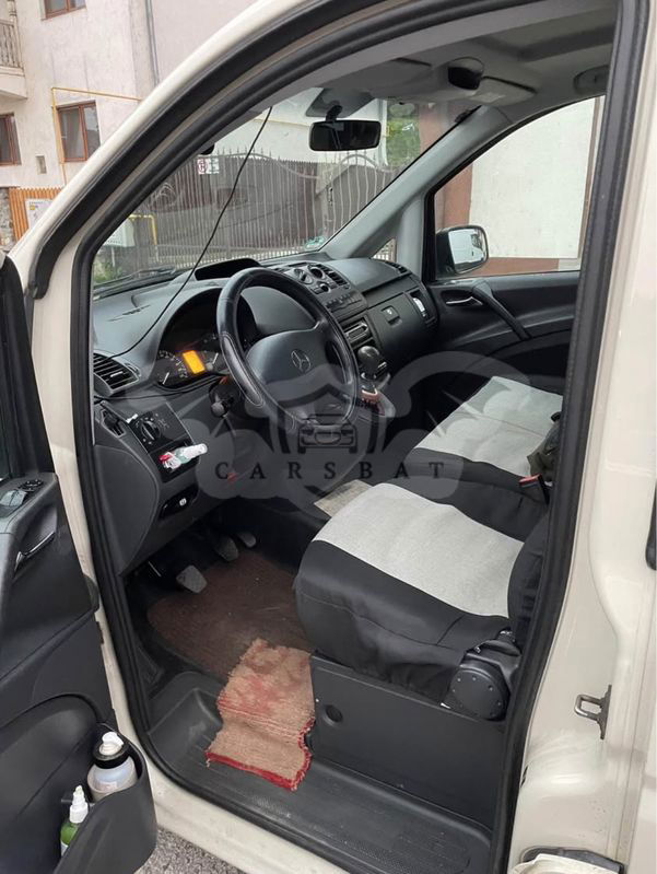 Mercedes-Benz Vito 113 CDI Extralang SHUTTLE 2011