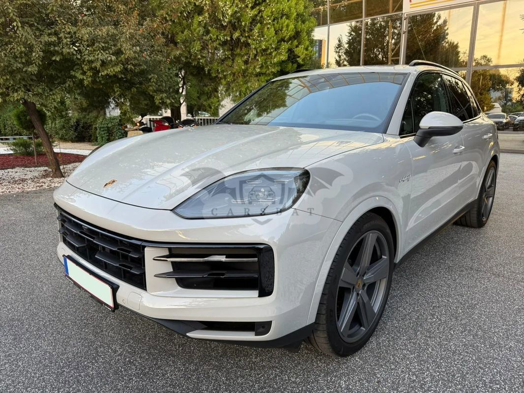 Porsche Cayenne E-Hybrid 2024