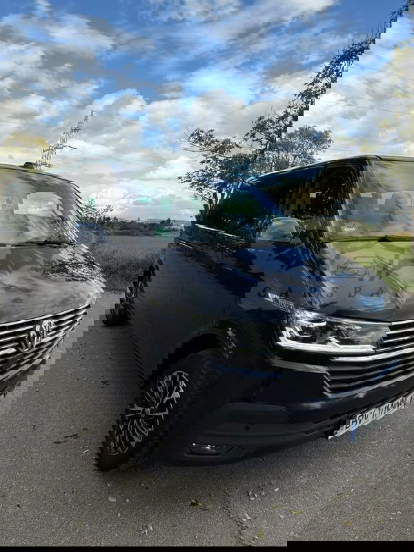 Volkswagen Caravelle 2021