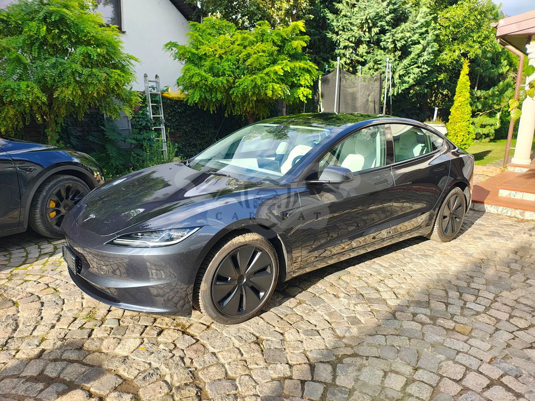 Tesla Model 3 AWD Long Range 2024