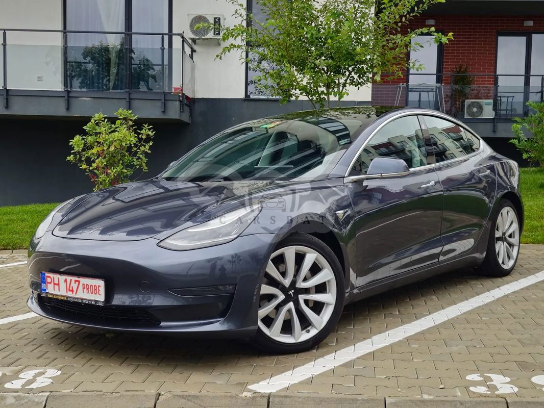 Tesla Model 3 AWD Dual Motor 2019