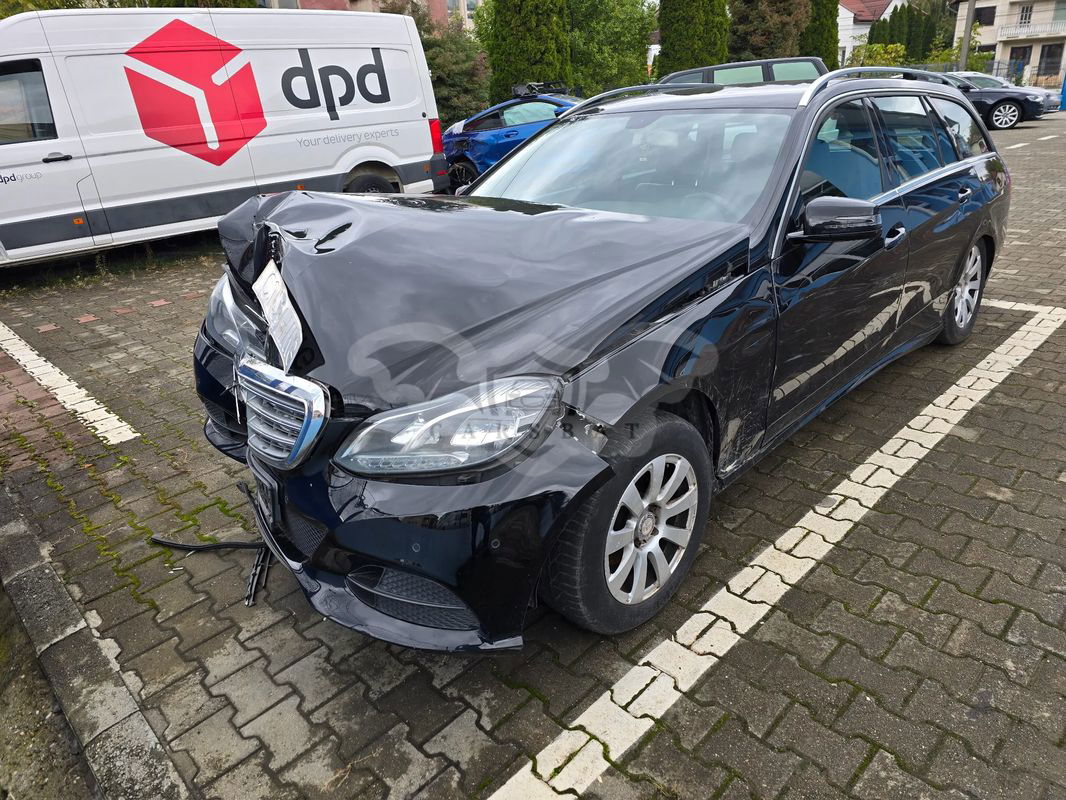 Mercedes-Benz E 200 T BlueTEC 7G-TRONIC 2016